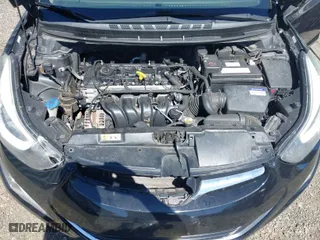 2016 Hyundai Elantra SE with VIN KMHDH4AE6GU487781, listed as a IAAI auction lot 41888778 with 184,289 mi miles. Bid and sale history available at carsss.com. Image 10.