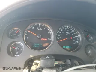 2008 Chevrolet Silverado 1500 LTZ with VIN 3GCEK13J88G220889, listed as a Copart auction lot 84159694 with 202,881 mi miles and Salvage Title. Bid and sale history available at carsss.com. Image 9.