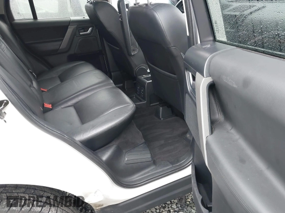 2008 Land Rover LR2 SE with VIN SALFS24N18H012007, listed as a IAAI auction lot 41673342 with 183,988 mi miles and . Bid and sale history available at DreamBid. Image 8.