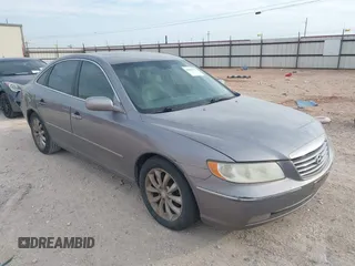 2007 Hyundai Azera SE with VIN KMHFC46F17A194011, listed as a IAAI auction lot 41863372 with 161,904 mi miles. Bid and sale history available at carsss.com. Image 1.