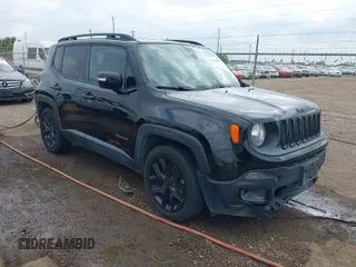 2018 Jeep Renegade Latitude with VIN ZACCJABB3JPH39597, listed as a IAAI auction lot 41858045 with 67,462 mi miles. Bid and sale history available at carsss.com. Image 1.