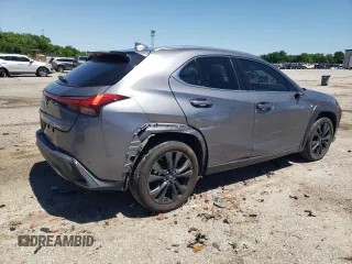 2019 Lexus UX 200 z VIN JTHY3JBH7K2016799, wystawiony jako Copart lot #55071085 z przebiegiem 67 189 mil mil oraz Szkoda całkowita • Salvage title. Historia ofert i sprzedaży dostępna na DreamBid. Obrazek 3.