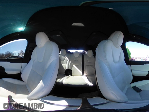 2022 Tesla Model X with VIN 7SAXCDE52NF345835, listed as a IAAI auction lot 41823522 with 24,401 mi miles and . Bid and sale history available at DreamBid. Image 17.