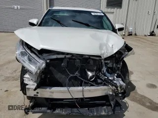 2017 Toyota Highlander Limited with VIN 5TDYZRFH8HS202829, listed as a Copart auction lot 58391795 with 81,957 mi miles and Salvage title. Bid and sale history available at DreamBid. Image 5.