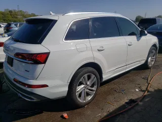 2020 Audi Q7 Premium with VIN WA1AJAF76LD011359, listed as a Copart auction lot 71723414 with 158,622 mi miles and Salvage Title. Bid and sale history available at carsss.com. Image 3.