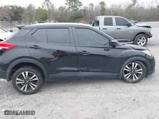 2018 Nissan Kicks SV with VIN 3N1CP5CU6JL540903, listed as a IAAI auction lot 41574975 with 84,793 mi miles. Bid and sale history available at carsss.com. Image 13.