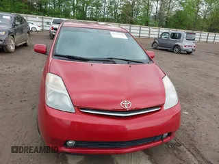 2008 Toyota Prius with VIN JTDKB20U483395621, listed as a IAAI auction lot 42106664 with 208,260 mi miles. Bid and sale history available at carsss.com. Image 6.