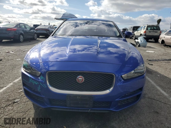 2017 Jaguar XE 35t Premium with VIN SAJAD4BV8HA969352, listed as a Copart auction lot 45510005 with 39,795 mi miles and Salvage Title. Bid and sale history available at DreamBid. Image 5.