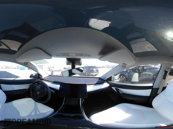 2020 Tesla Model Y Long Range with VIN 5YJYGDEE2LF044811, listed as a IAAI auction lot 41839136 with 68,445 mi miles and . Bid and sale history available at DreamBid. Image 18.