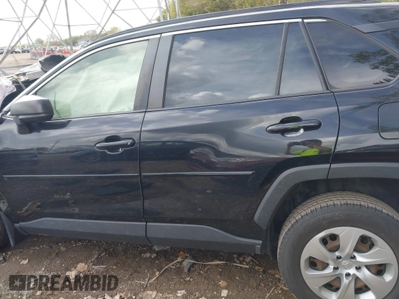 2019 Toyota RAV4 LE with VIN JTMH1RFV6KJ006440, listed as a IAAI auction lot 40428772 with 169,218 mi miles. Bid and sale history available at carsss.com. Image 13.