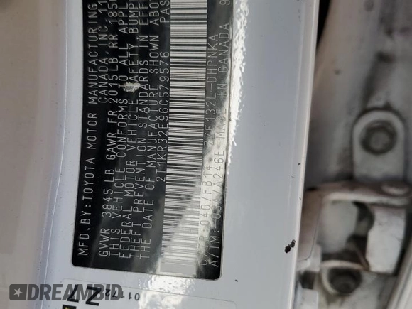 2006 Toyota Matrix STD z VIN 2T1KR32E96C579576, wystawiony jako Copart lot #57182925 z przebiegiem Nie podano mil oraz Nie do naprawy • Non repairable. Historia ofert i sprzedaży dostępna na DreamBid. Obrazek 12.