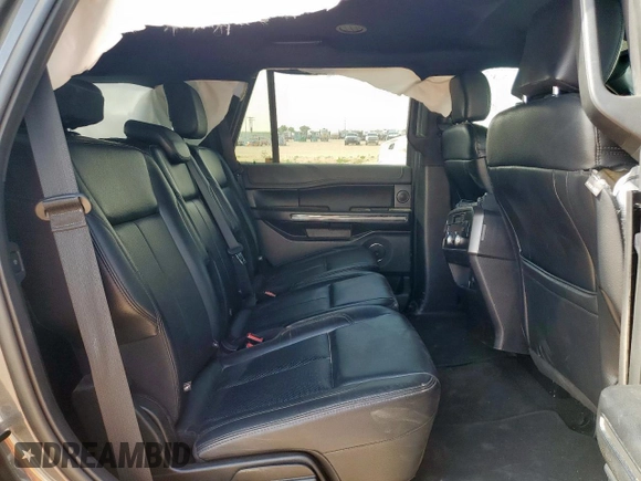 2019 Ford Expedition XLT с VIN 1FMJU1HT2KEA26887, выставлен на аукционе Copart как лот 54943315 с пробегом 68 962 миль миль и Списание • Salvage title. История ставок и продаж доступна на DreamBid. Изображение 11.