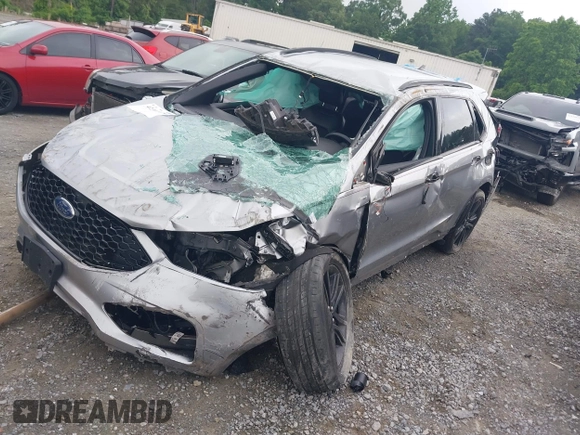 2020 Ford Edge SEL with VIN 2FMPK3J94LBB42230, listed as a IAAI auction lot 42301179 with Not provided miles and . Bid and sale history available at DreamBid. Image 17.