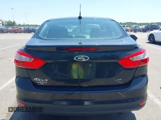 2013 Ford Focus SE с VIN 1FADP3F2XDL368493, выставлен на аукционе IAAI как лот 42569959 с пробегом 85 313 миль миль и . История ставок и продаж доступна на DreamBid. Изображение 16.