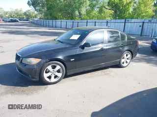 2007 BMW 3 Series 328xi с VIN WBAVC93597K030425, выставлен на аукционе IAAI как лот 42226253 с пробегом Не указан миль и . История ставок и продаж доступна на DreamBid. Изображение 2.