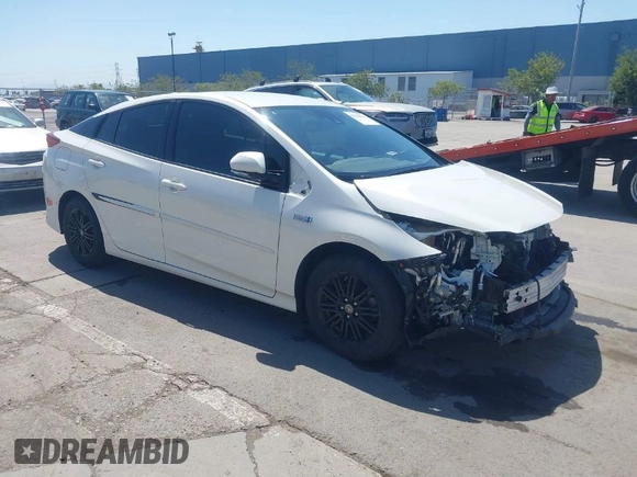 2017 Toyota Prius Plus with VIN JTDKARFP6H3038924, listed as a IAAI auction lot 42028326 with 116,012 mi miles and . Bid and sale history available at DreamBid. Image 1.