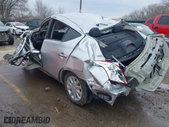 2012 Nissan Versa S with VIN 3N1CN7AP0CL856623, listed as a IAAI auction lot 41861881 with Not Provided miles. Bid and sale history available at carsss.com. Image 3.