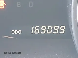2008 Toyota Highlander Hybrid with VIN JTEEW41A482007659, listed as a IAAI auction lot 40612418 with 169,099 mi miles. Bid and sale history available at carsss.com. Image 15.