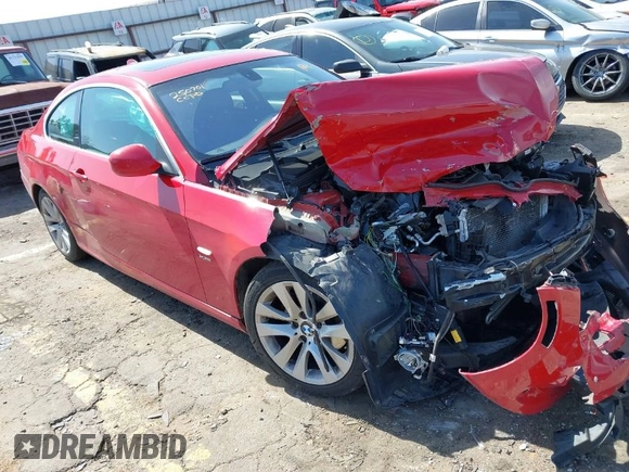 2011 BMW 3 Series 328i xDrive with VIN WBAKF5C53BE395791, listed as a IAAI auction lot 41749286 with 1 mi miles. Bid and sale history available at carsss.com. Image 1.