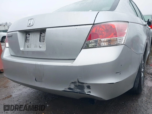 2009 Honda Accord LX-P z VIN 1HGCP26419A129811, wystawiony jako IAAI lot #41575565 z przebiegiem 211 049 mil mil oraz . Historia ofert i sprzedaży dostępna na DreamBid. Obrazek 14.
