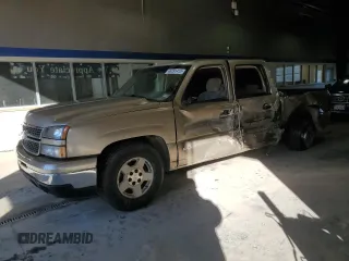 2006 Chevrolet Silverado 1500 LT1 with VIN 2GCEC13T661127499, listed as a Copart auction lot 46291415 with 236,146 mi miles and Salvage Title. Bid and sale history available at carsss.com. Image 1.