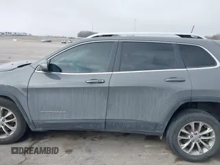 2021 Jeep Cherokee Latitude Lux with VIN 1C4PJMMX2MD217333, listed as a IAAI auction lot 41485843 with 79,044 mi miles and . Bid and sale history available at DreamBid. Image 14.
