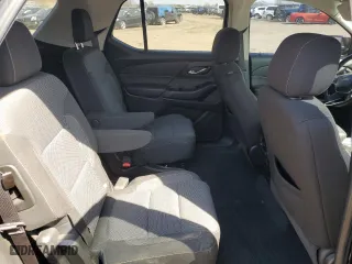 2018 Chevrolet Traverse LT Cloth with VIN 1GNERGKW8JJ245833, listed as a Copart auction lot 53523565 with 128,911 mi miles and Clean Title. Bid and sale history available at carsss.com. Image 11.