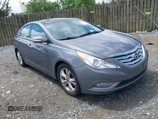 2012 Hyundai Sonata SE z VIN 5NPEC4AC9CH382890, wystawiony jako IAAI lot #42263586 z przebiegiem 159 138 mil mil oraz . Historia ofert i sprzedaży dostępna na DreamBid. Obrazek 1.