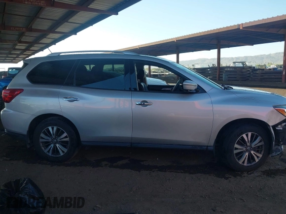 2017 Nissan Pathfinder SV z VIN 5N1DR2MM3HC696441, wystawiony jako IAAI lot #42551768 z przebiegiem 85 578 mil mil oraz . Historia ofert i sprzedaży dostępna na DreamBid. Obrazek 13.