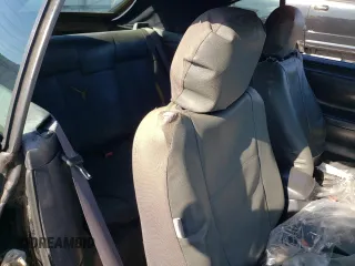 2001 Toyota Solara SE z VIN 2T1FF28P61C526694, wystawiony jako Copart lot #76948134 z przebiegiem Nie podano mil oraz Szkoda całkowita • Salvage title. Historia ofert i sprzedaży dostępna na DreamBid. Obrazek 10.