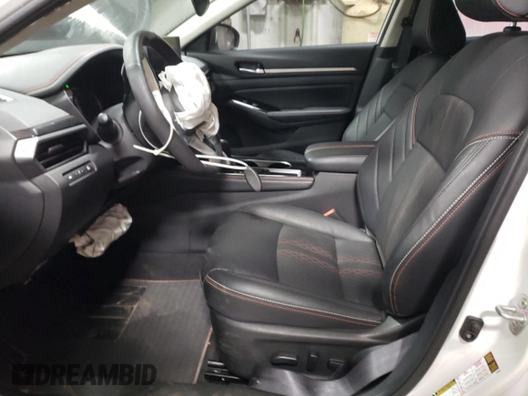 2025 Nissan Altima SR with VIN 1N4BL4CV1SN315884, listed as a Copart auction lot 47786785 with 7,807 mi miles and Salvage Title. Bid and sale history available at DreamBid. Image 7.