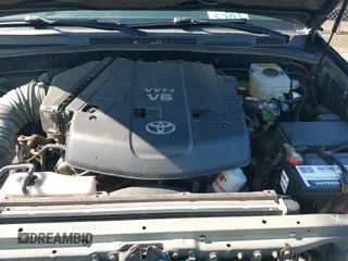 2004 Toyota 4Runner Limited with VIN JTEBU17R748016366, listed as a IAAI auction lot 42358035 with 191,992 mi miles and . Bid and sale history available at DreamBid. Image 19.