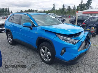 2021 Toyota RAV4 Hybrid LE z VIN 4T3B6RFV6MU048392, wystawiony jako IAAI lot #42549120 z przebiegiem 61 661 mil mil oraz . Historia ofert i sprzedaży dostępna na DreamBid. Obrazek 1.