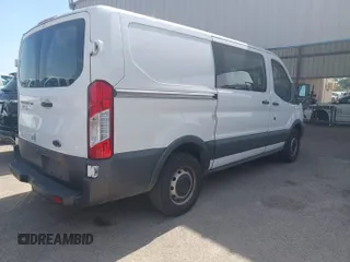 2018 Ford Transit z VIN 1FTYE1YM4JKB39832, wystawiony jako IAAI lot #42558232 z przebiegiem 208 800 mil mil oraz . Historia ofert i sprzedaży dostępna na DreamBid. Obrazek 1.