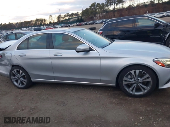 2019 Mercedes-Benz C 300 with VIN WDDWF8DB1KR504239, listed as a IAAI auction lot 41328372 with 22,924 mi miles and . Bid and sale history available at DreamBid. Image 13.
