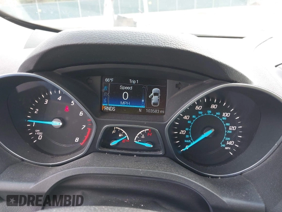 2016 Ford Escape SE z VIN 1FMCU9G91GUA83186, wystawiony jako IAAI lot #42190519 z przebiegiem 103 583 mil mil oraz . Historia ofert i sprzedaży dostępna na DreamBid. Obrazek 7.