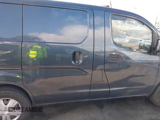 2015 Nissan NV200 SV with VIN 3N6CM0KN9FK703833, listed as a IAAI auction lot 41956251 with 259,155 mi miles. Bid and sale history available at carsss.com. Image 13.