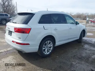 2017 Audi Q7 Premium Plus with VIN WA1LAAF70HD042719, listed as a IAAI auction lot 41653074 with 52,287 mi miles. Bid and sale history available at carsss.com. Image 4.