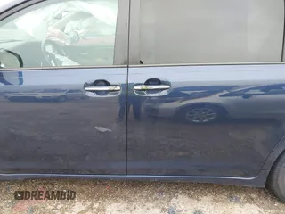 2019 Toyota Sienna XLE Auto Access Seat z VIN 5TDYZ3DC5KS003944, wystawiony jako IAAI lot #42206246 z przebiegiem 60 835 mil mil oraz . Historia ofert i sprzedaży dostępna na DreamBid. Obrazek 13.