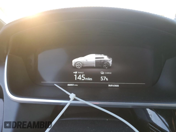 2019 Jaguar I-Pace HSE with VIN SADHD2S17K1F64953, listed as a Copart auction lot 43215725 with 60,931 mi miles and Salvage title. Bid and sale history available at DreamBid. Image 9.