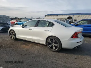 2021 Volvo S60 Inscription with VIN 7JRA22TL8MG096829, listed as a Copart auction lot 81316364 with 40,169 mi miles and Salvage Title. Bid and sale history available at carsss.com. Image 2.
