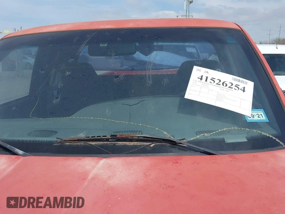 1998 Dodge 1500 z VIN 3B7HC13Z3WG233093, wystawiony jako IAAI lot #41526254 z przebiegiem 260 000 mil mil oraz . Historia ofert i sprzedaży dostępna na DreamBid. Obrazek 14.