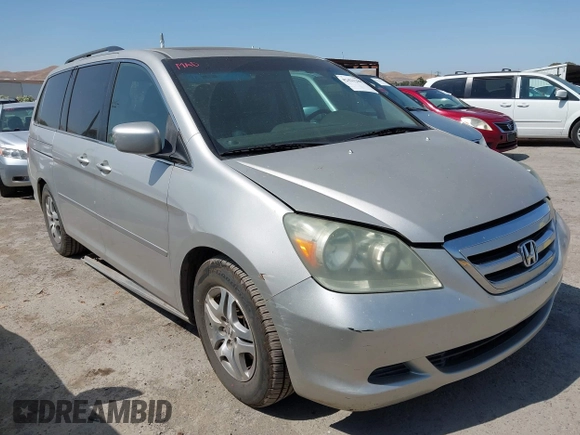 2005 Honda Odyssey EX-L z VIN 5FNRL38765B135803, wystawiony jako IAAI lot #42421288 z przebiegiem 185 043 mil mil oraz . Historia ofert i sprzedaży dostępna na DreamBid. Obrazek 1.