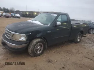 2001 Ford F-150 XL z VIN 1FTZF17211NA07496, wystawiony jako Copart lot #46104395 z przebiegiem 250 998 mil mil oraz Szkoda całkowita • Salvage title. Historia ofert i sprzedaży dostępna na DreamBid. Obrazek 1.