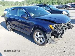 2021 Audi Q3 Premium z VIN WA1AUCF31M1066532, wystawiony jako IAAI lot #42302446 z przebiegiem 75 058 mil mil oraz . Historia ofert i sprzedaży dostępna na DreamBid. Obrazek 1.