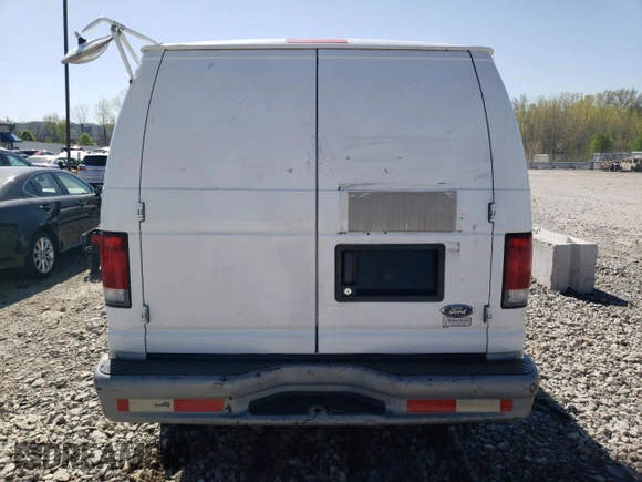 2000 Ford Econoline Cargo z VIN 1FTSE34F8YHA84494, wystawiony jako Copart lot #53182035 z przebiegiem 119 730 mil mil oraz Nie do naprawy • Non repairable. Historia ofert i sprzedaży dostępna na DreamBid. Obrazek 6.