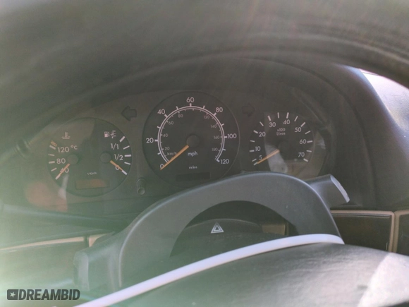 1999 Mercedes-Benz M-Class with VIN 4JGAB72E4XA096215, listed as a Copart auction lot 88049355 with 0 mi miles and Salvage Title. Bid and sale history available at carsss.com. Image 9.