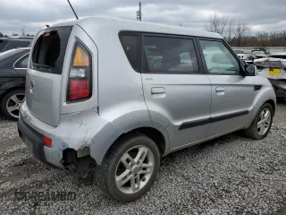 2010 Kia Soul + with VIN KNDJT2A29A7702804, listed as a Copart auction lot 88989345 with 178,690 mi miles and Salvage Title. Bid and sale history available at DreamBid. Image 3.