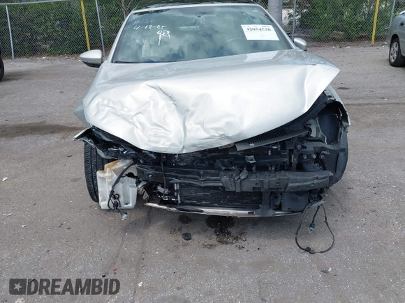 2012 Volkswagen Eos Komfort with VIN WVWBW7AHXCV006075, listed as a IAAI auction lot 42054520 with 104,037 mi miles and . Bid and sale history available at DreamBid. Image 6.