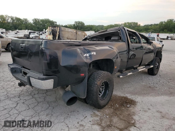 2009 Chevrolet Silverado 3500HD DRW LTZ with VIN 1GCJK93679F188819, listed as a Copart auction lot 62828544 with 0 mi miles and Non Repairable. Bid and sale history available at carsss.com. Image 3.